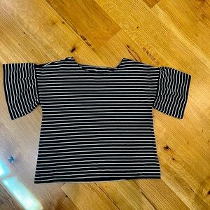 Black with cream stripes top